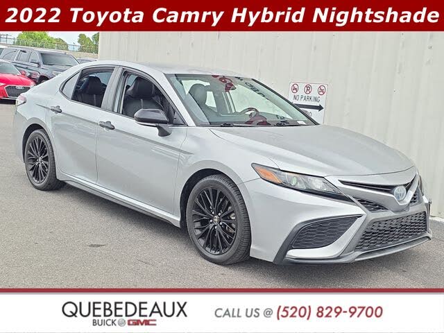 2022 Toyota Camry Hybrid SE Nightshade