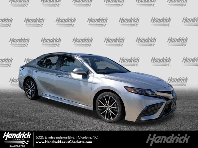 2023 Toyota Camry Hybrid SE