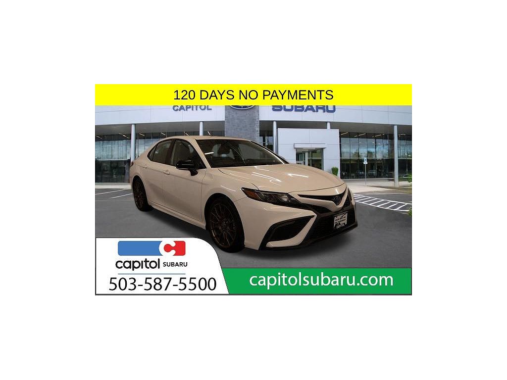 2023 Toyota Camry Hybrid SE