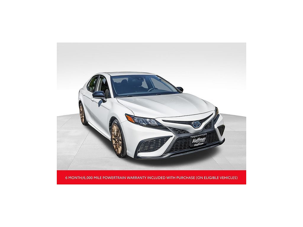 2023 Toyota Camry Hybrid SE