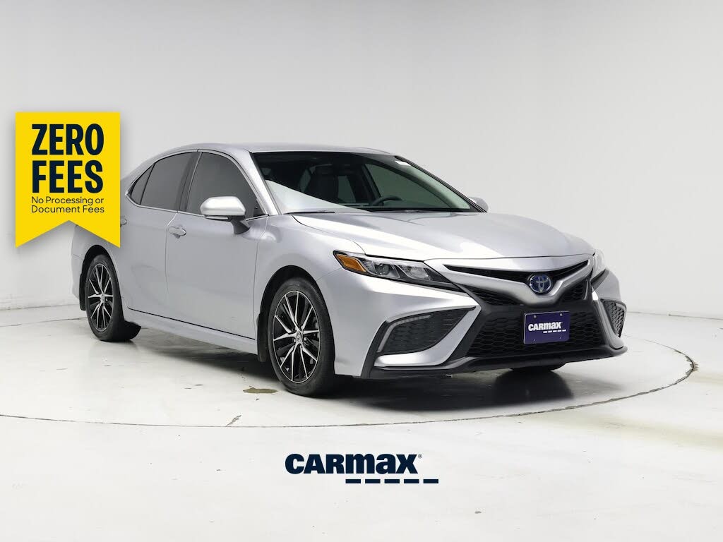 2024 Toyota Camry Hybrid SE Nightshade