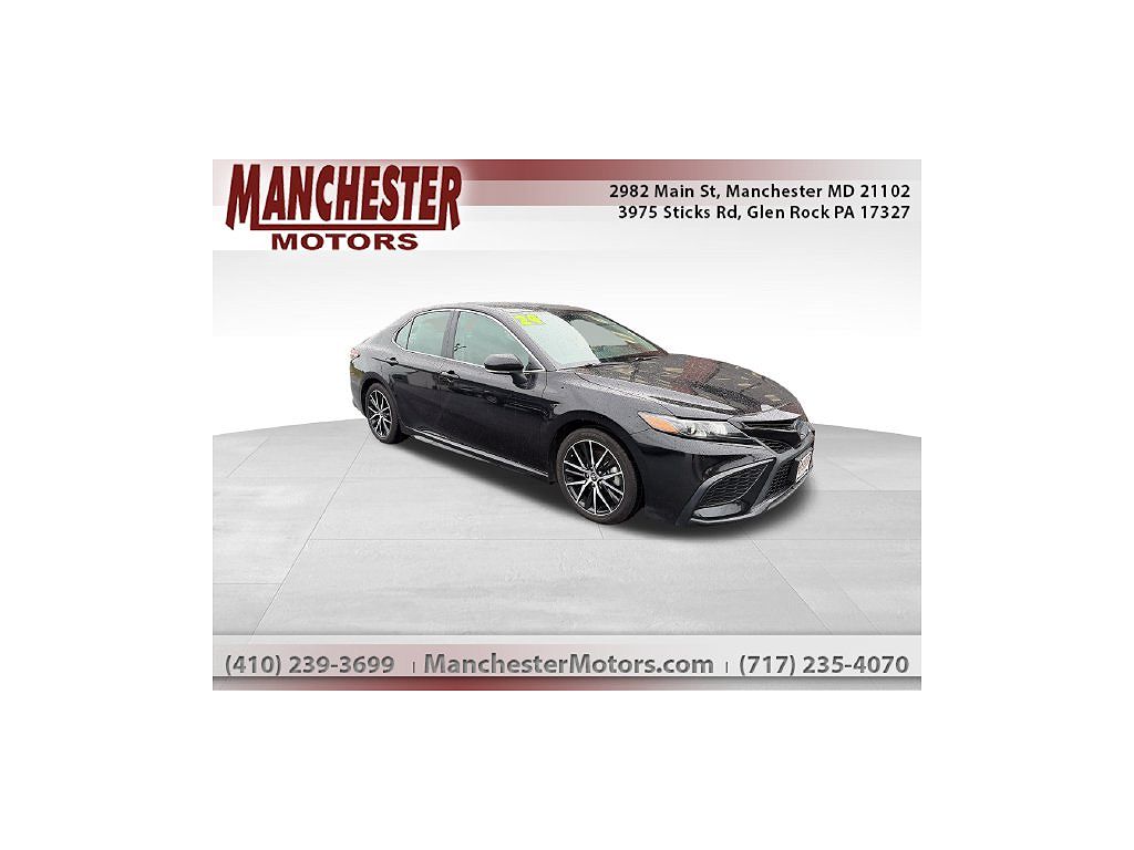 2024 Toyota Camry Hybrid SE