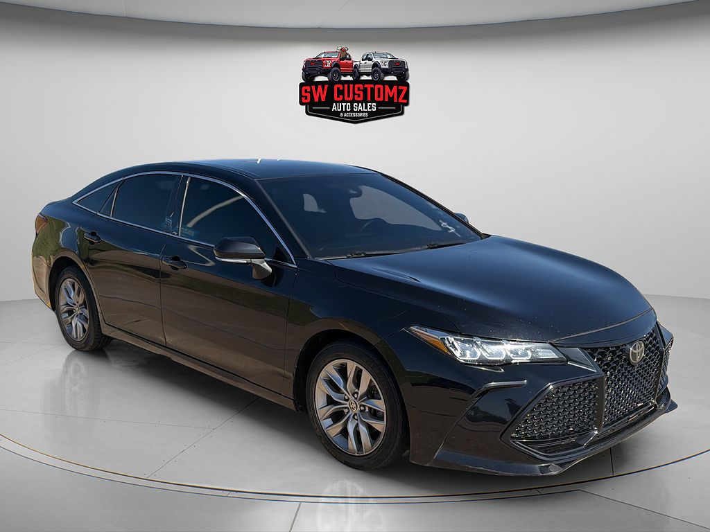 2021 Toyota Avalon XLE