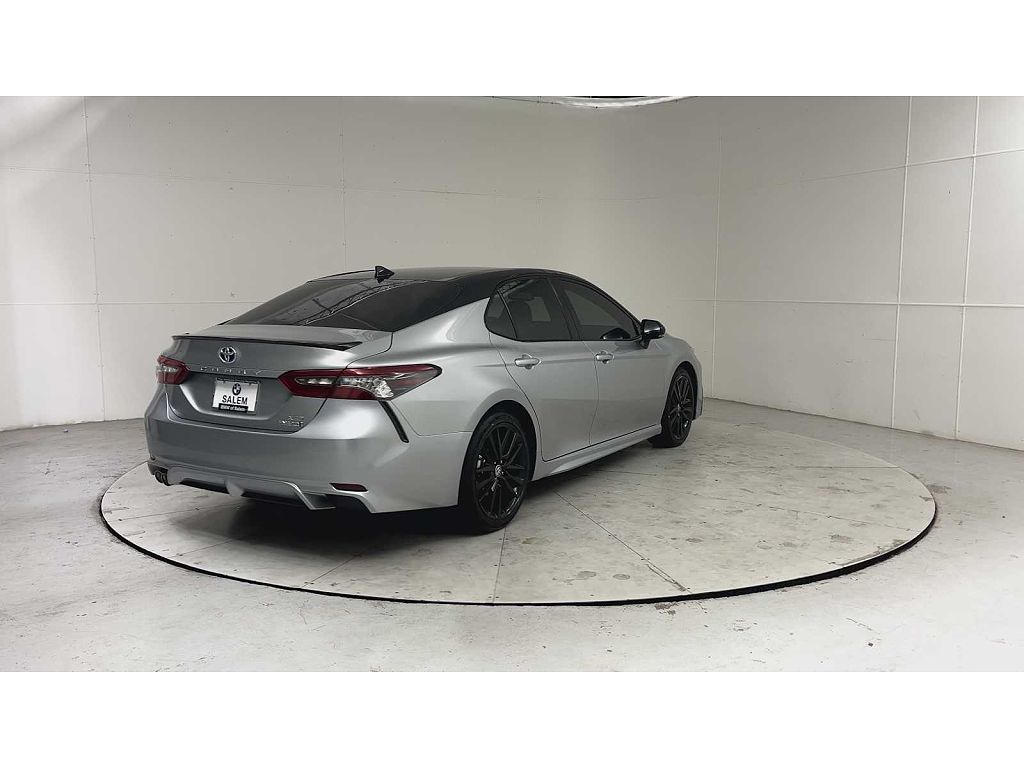 2024 Toyota Camry Hybrid XSE