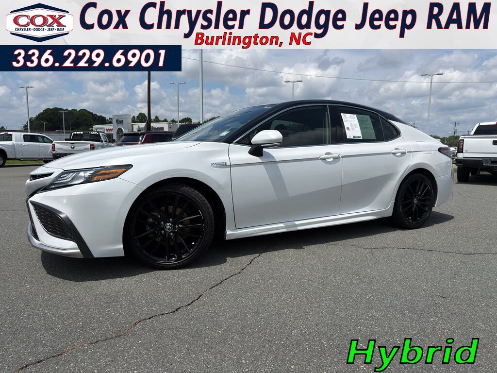 2021 Toyota Camry Hybrid XSE
