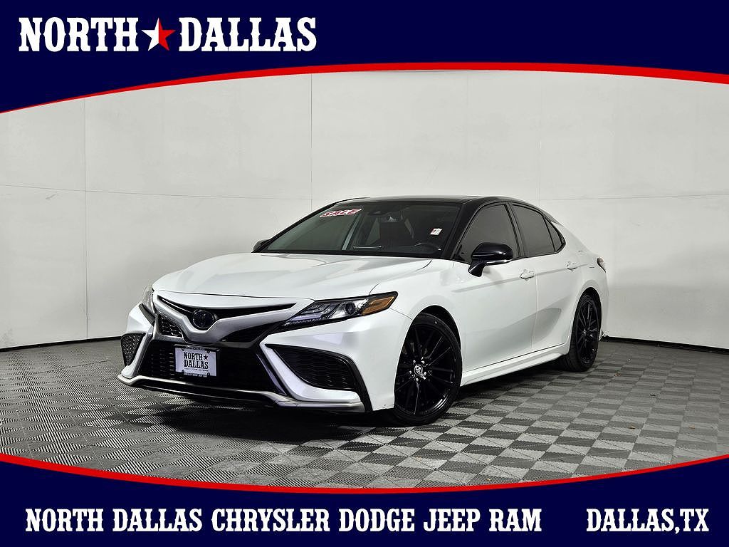 2023 Toyota Camry Hybrid XSE