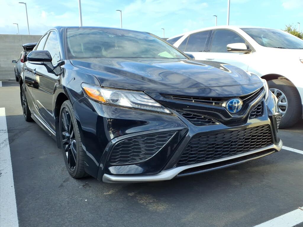 2024 Toyota Camry Hybrid XSE