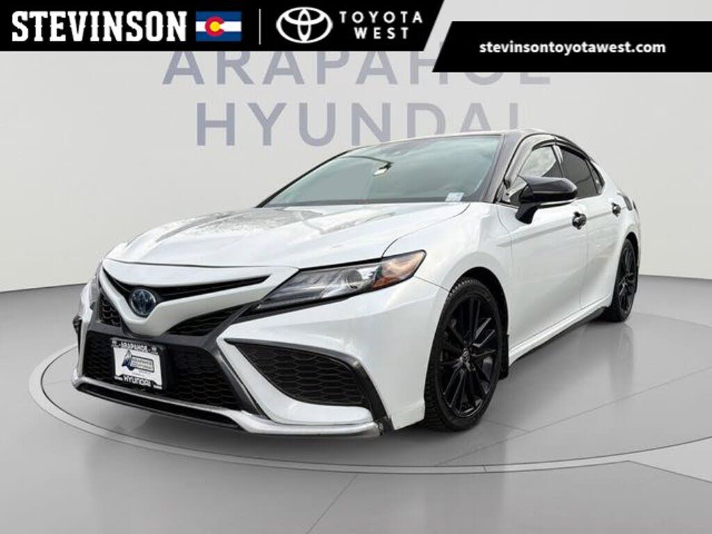 2022 Toyota Camry Hybrid XSE