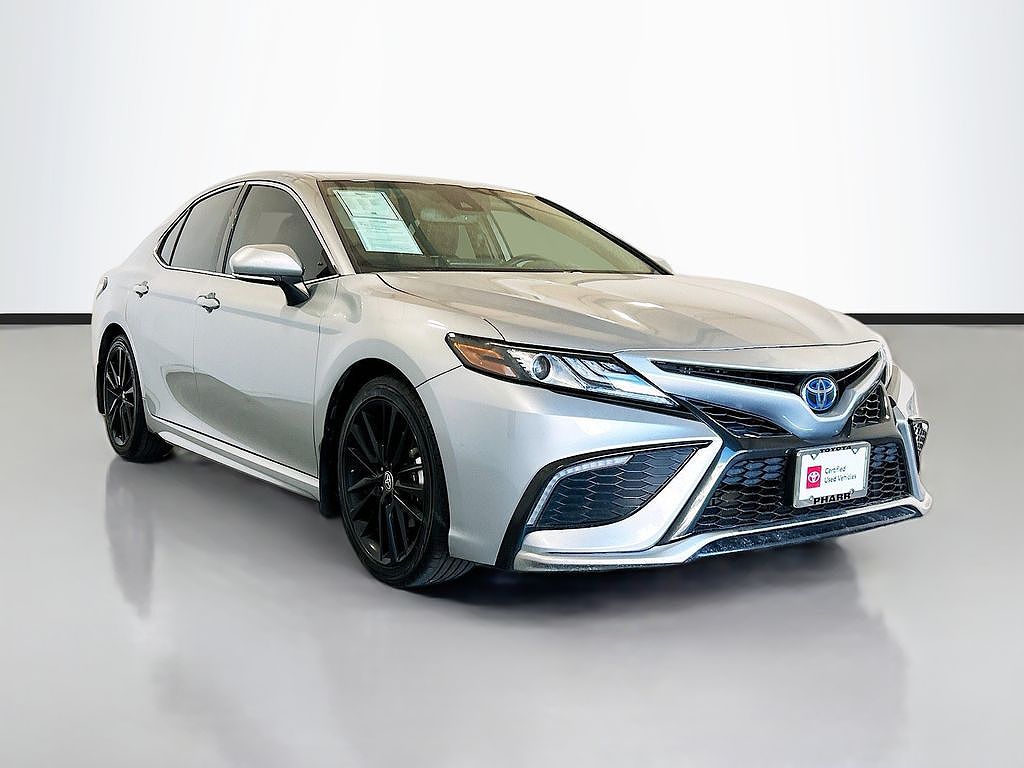 2024 Toyota Camry Hybrid XSE