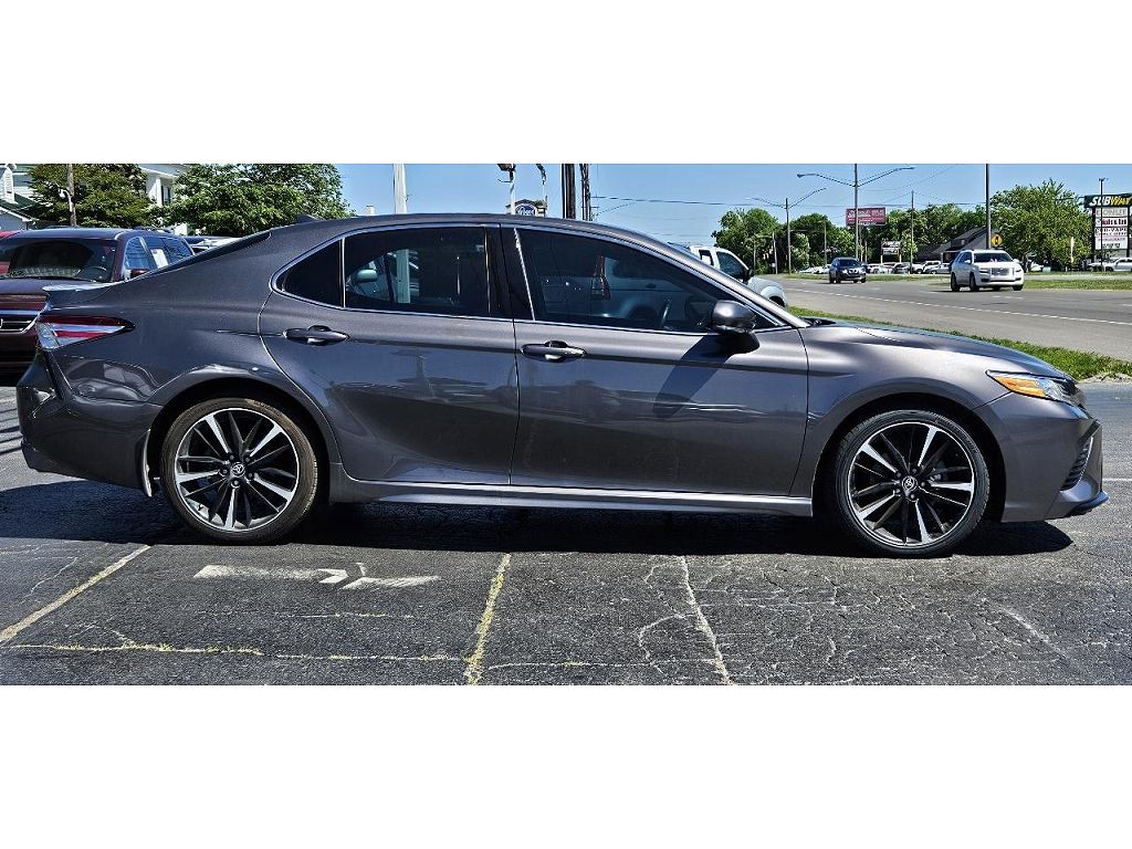 2020 Toyota Camry XSE