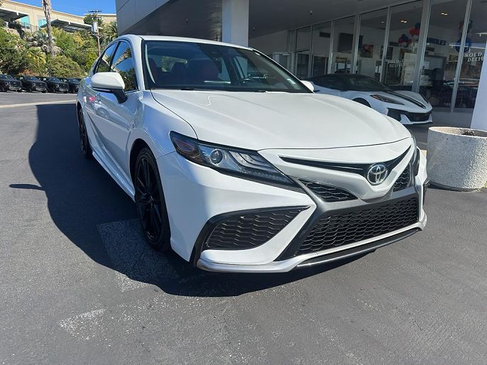 2021 Toyota Camry XSE listing photo
