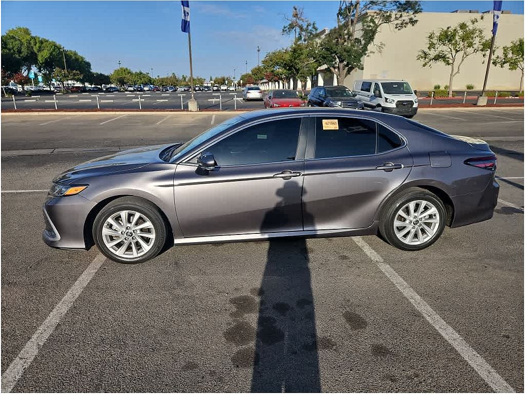 2024 Toyota Camry LE