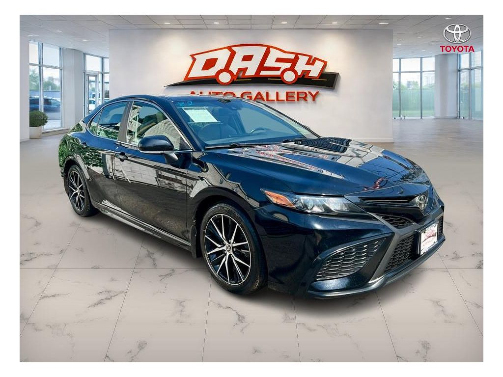2021 Toyota Camry SE