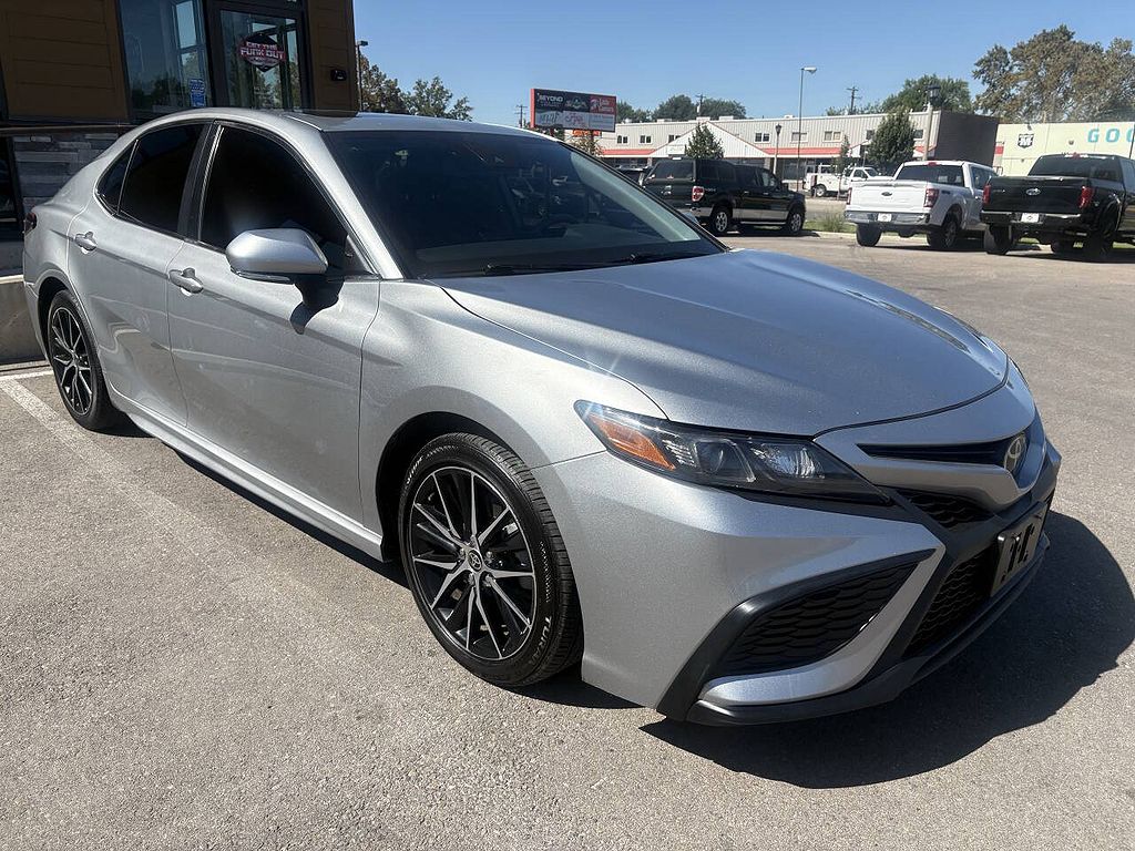 2021 Toyota Camry SE