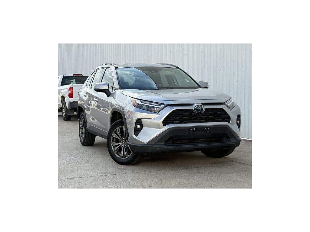 2022 Toyota RAV4 Hybrid XLE Premium