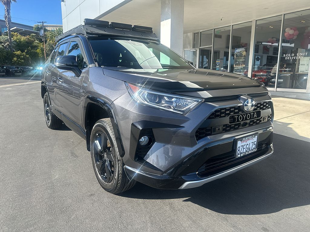2021 Toyota RAV4 XSE