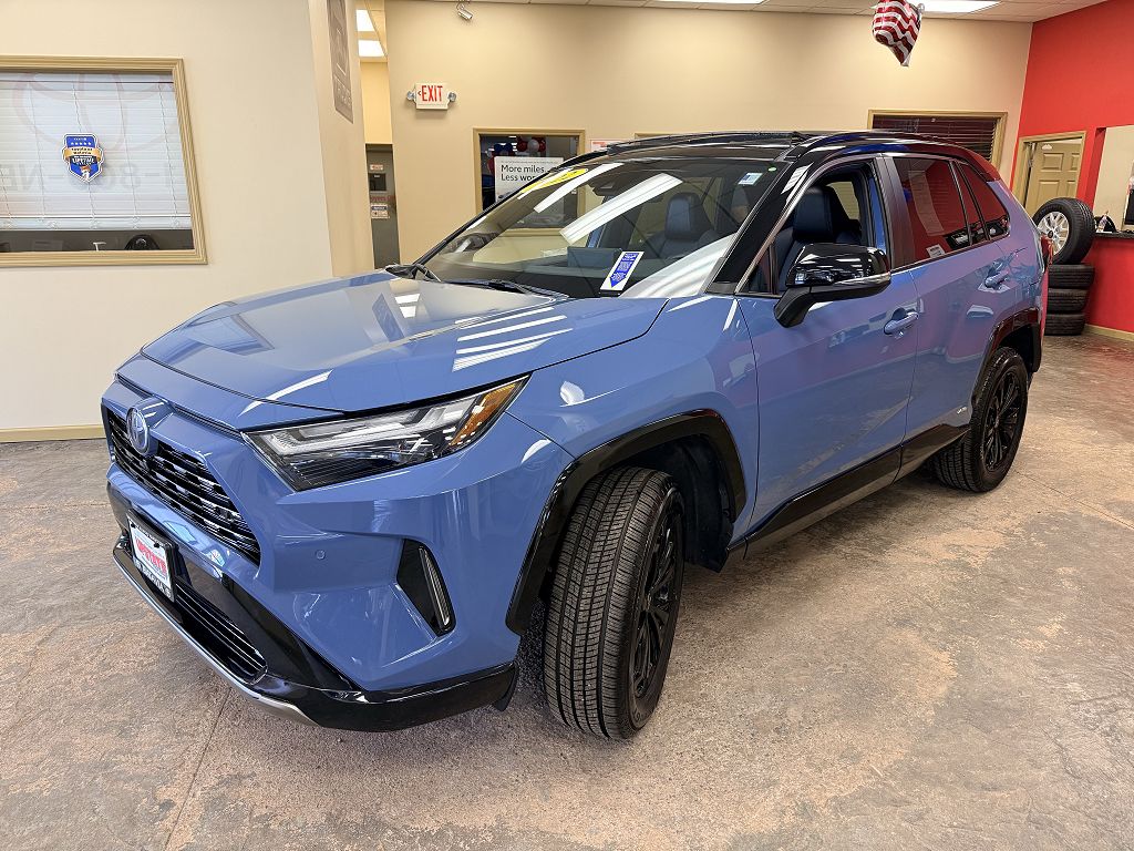 2022 Toyota RAV4 Hybrid XSE