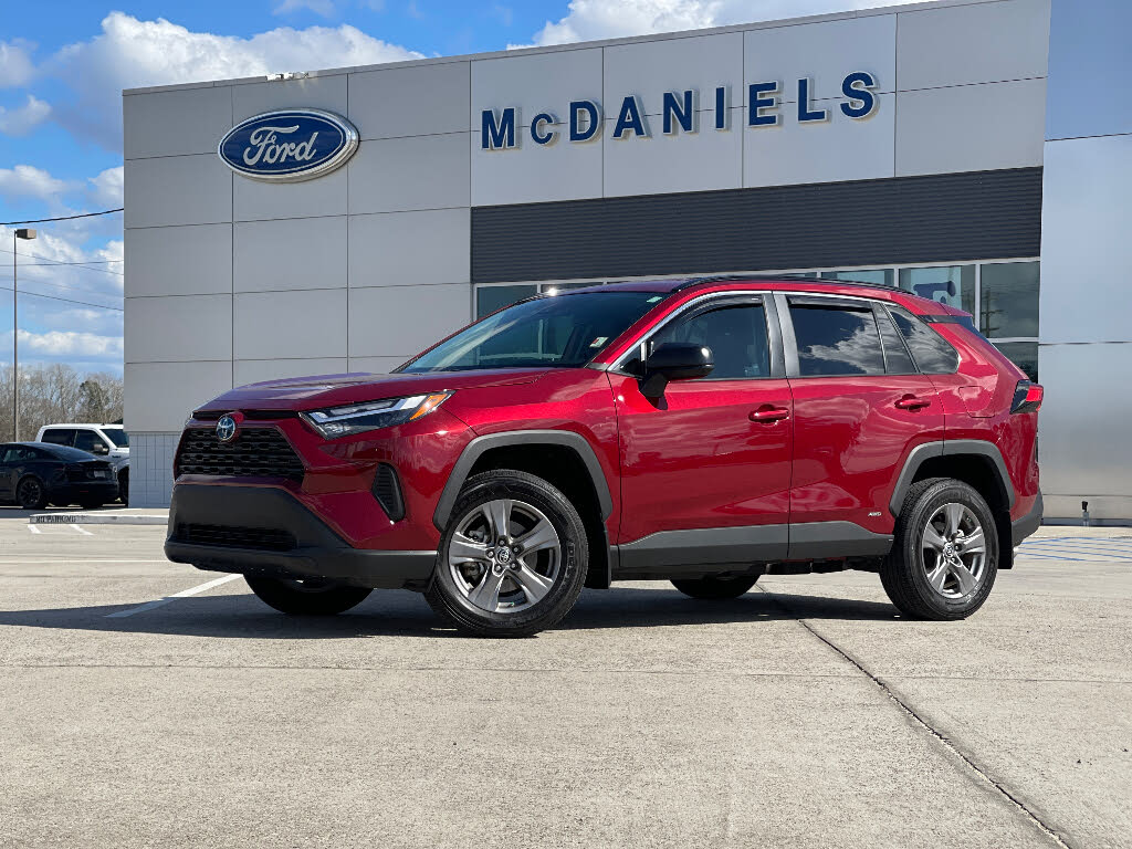 2024 Toyota RAV4 Hybrid LE