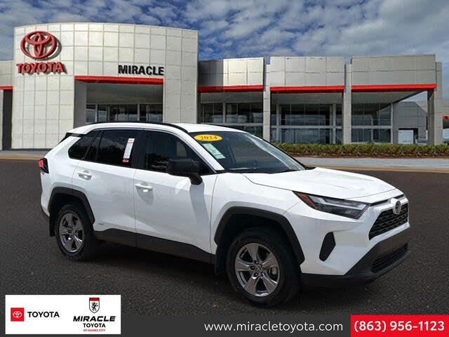 2024 Toyota RAV4 Hybrid LE