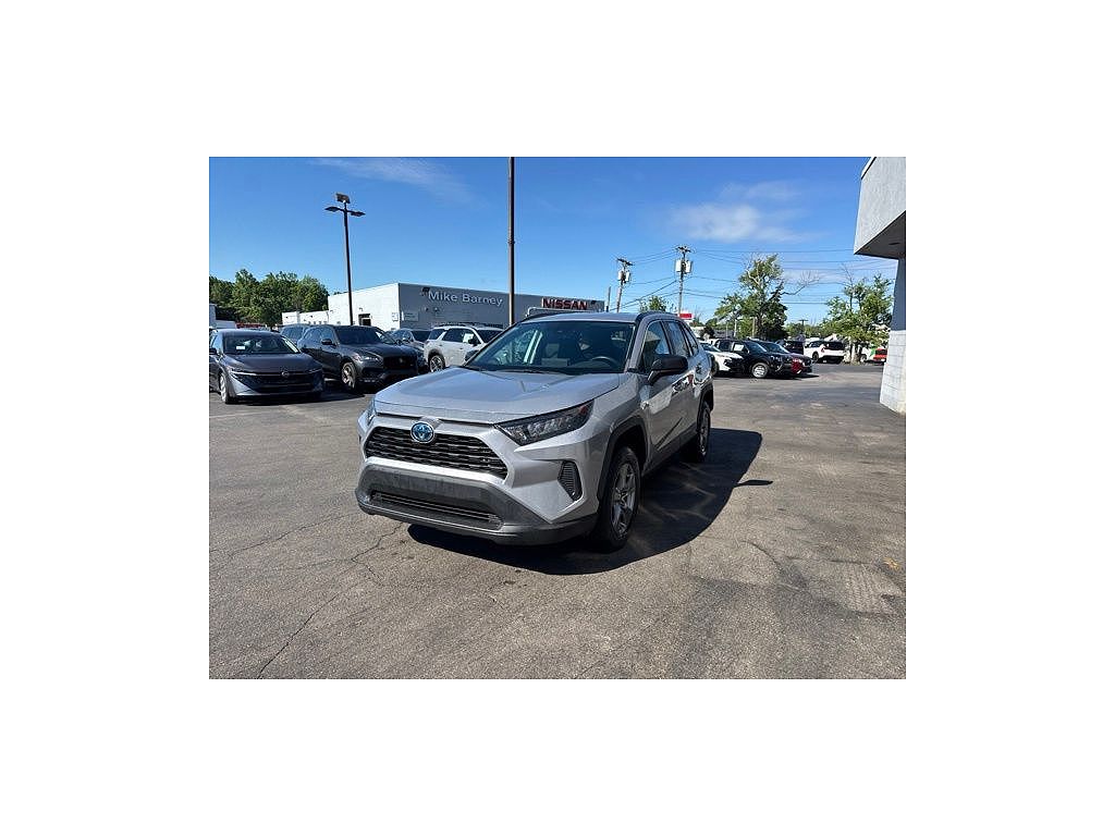 2022 Toyota RAV4 Hybrid LE