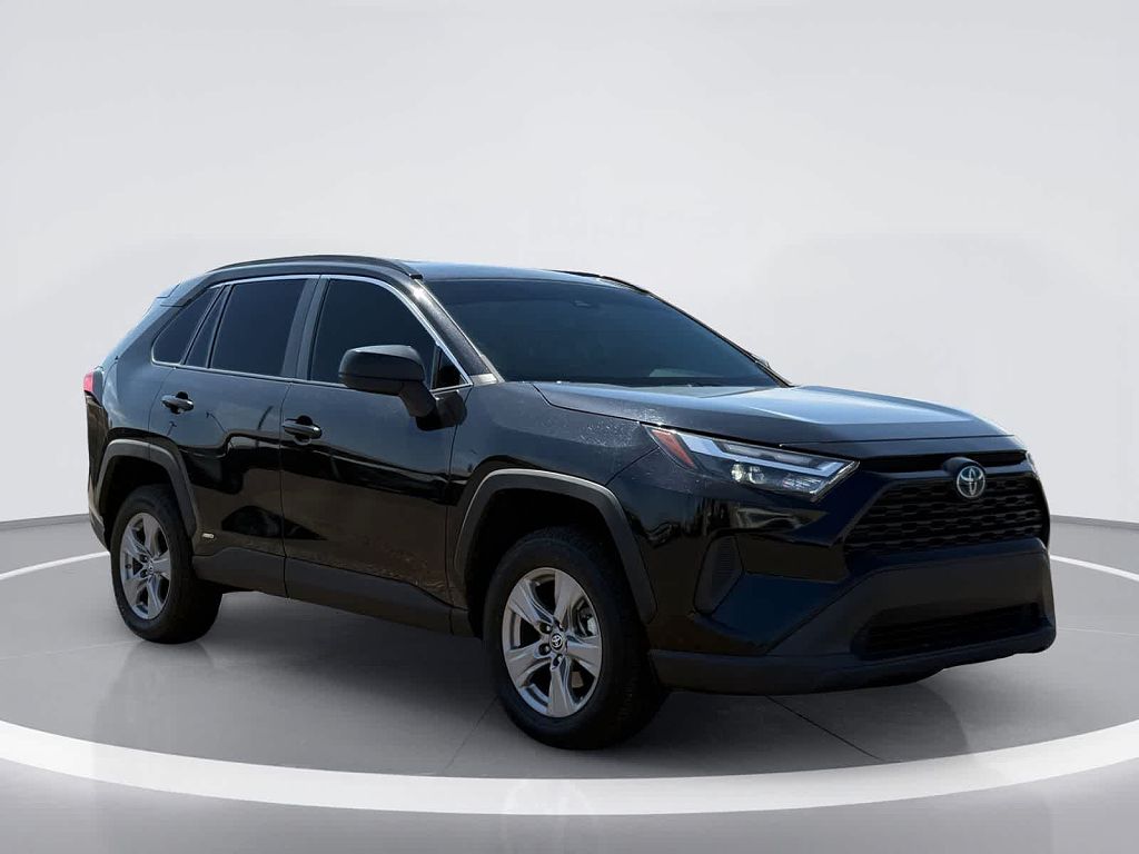 2023 Toyota RAV4 Hybrid LE