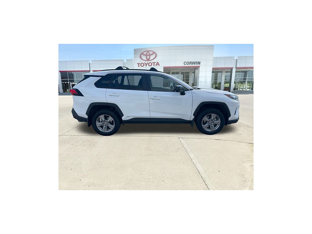 2024 Toyota RAV4 Hybrid LE