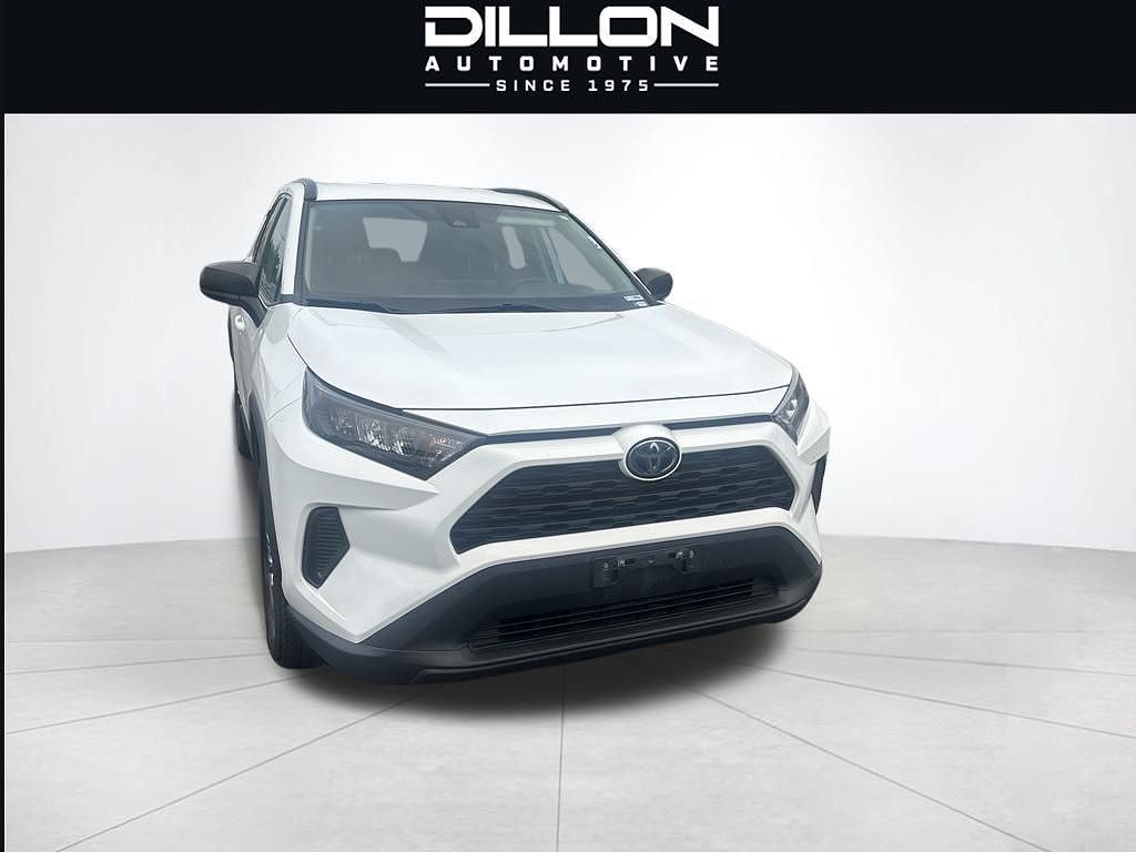 2022 Toyota RAV4 LE