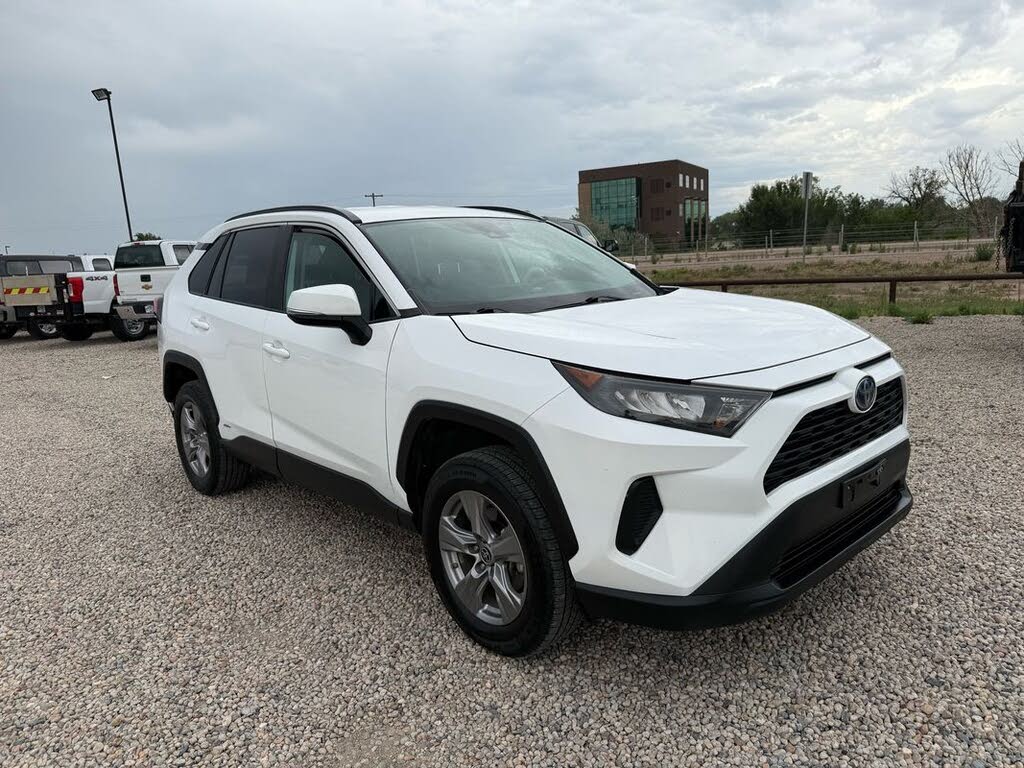 2022 Toyota RAV4 Hybrid LE