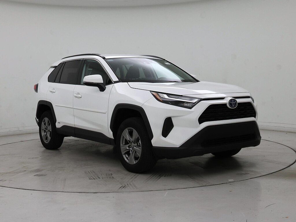 2024 Toyota RAV4 Hybrid LE