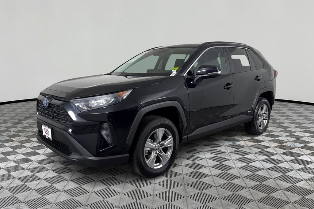 2022 Toyota RAV4 Hybrid LE