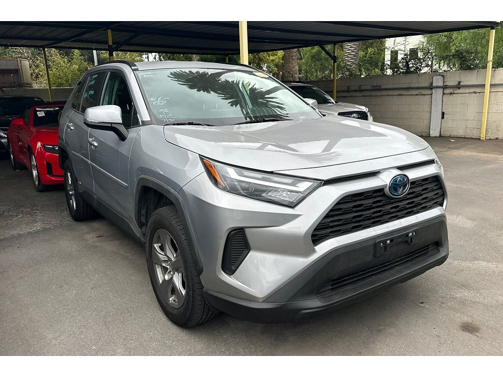 2023 Toyota RAV4 Hybrid LE