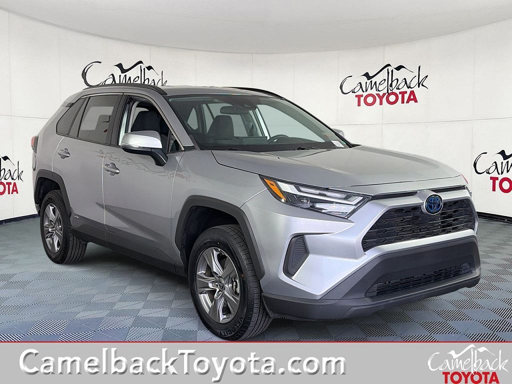 2023 Toyota RAV4 Hybrid LE