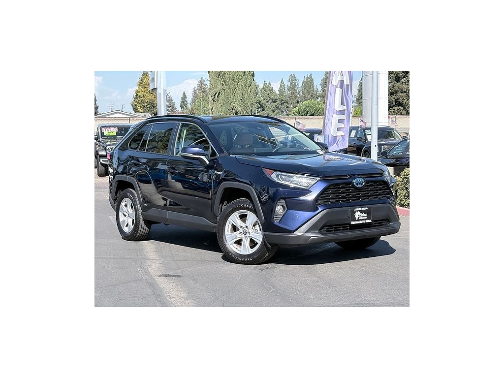 2021 Toyota RAV4 Hybrid XLE