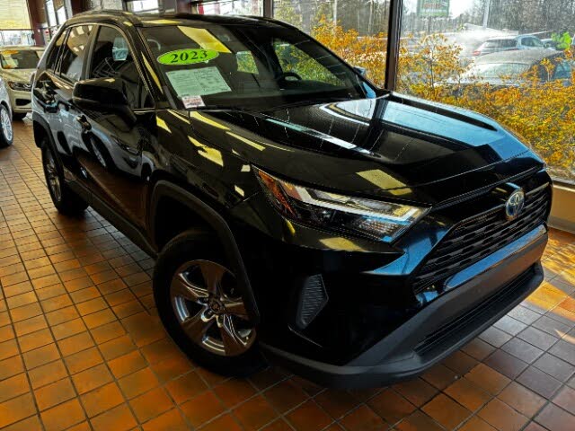 2023 Toyota RAV4 Hybrid XLE