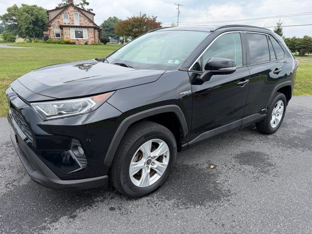 2021 Toyota RAV4 Hybrid XLE