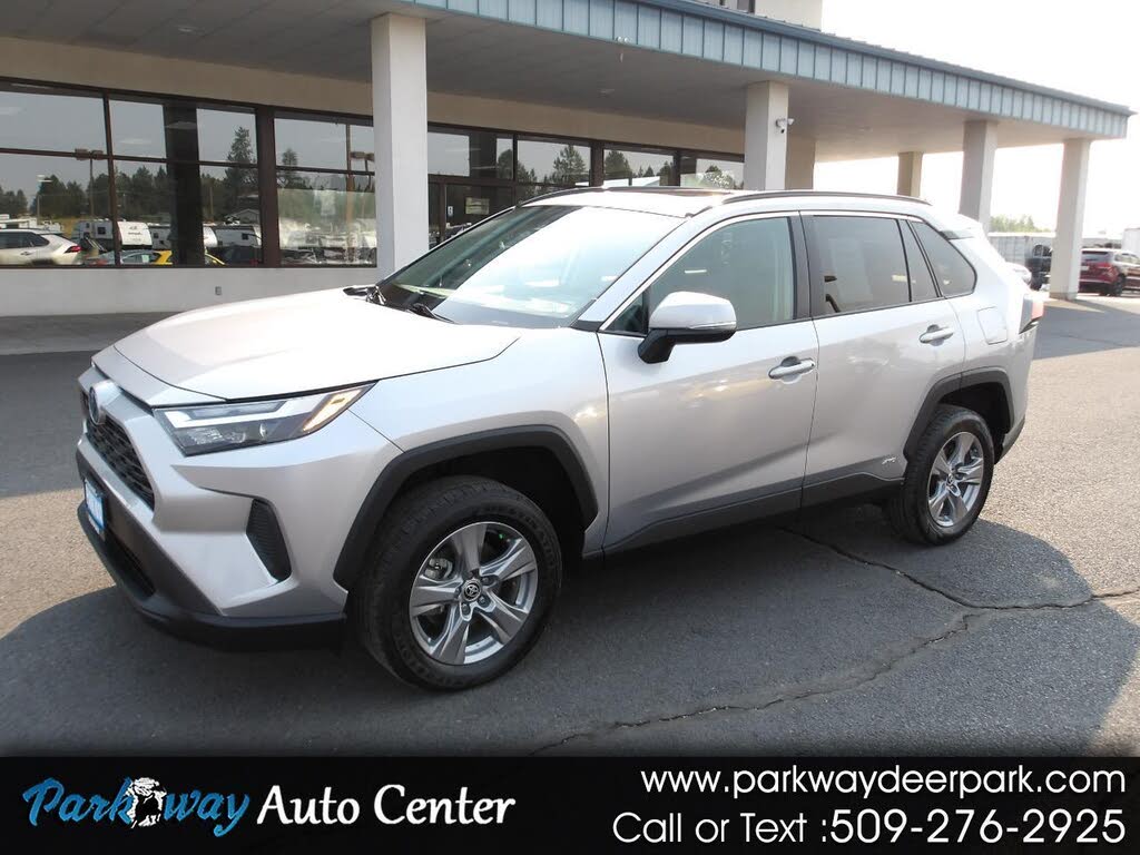 2022 Toyota RAV4 Hybrid XLE