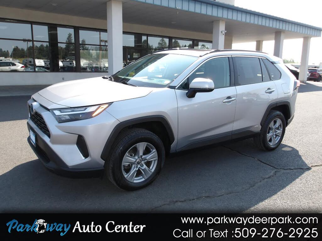 2022 Toyota RAV4 Hybrid XLE