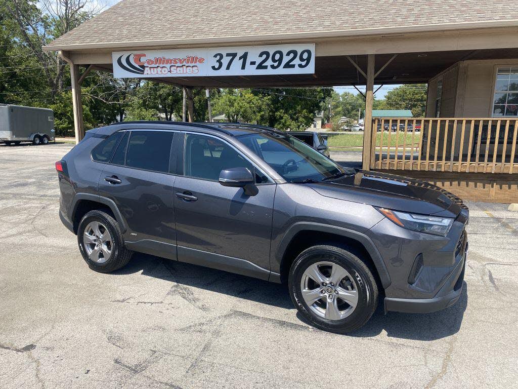 2022 Toyota RAV4 Hybrid XLE