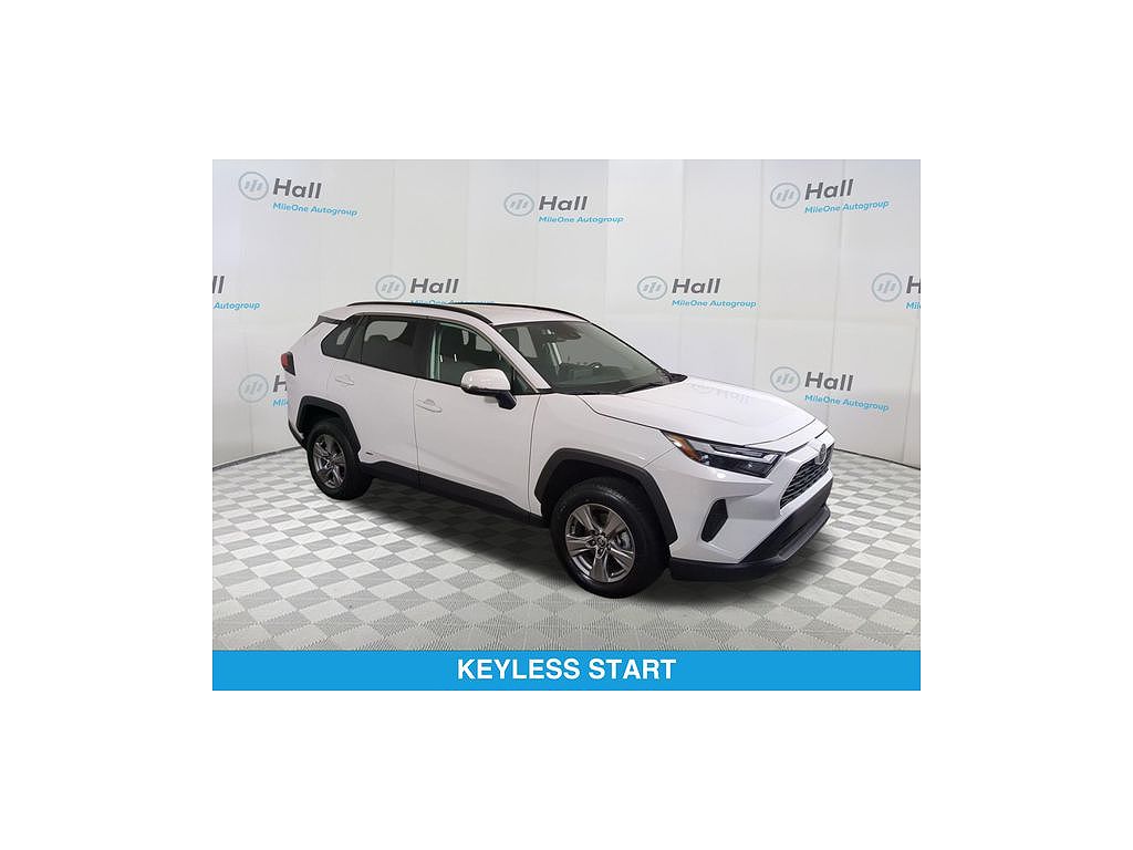 2025 Toyota RAV4 Hybrid XLE