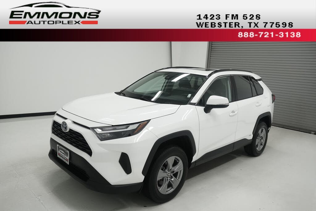 2022 Toyota RAV4 Hybrid XLE
