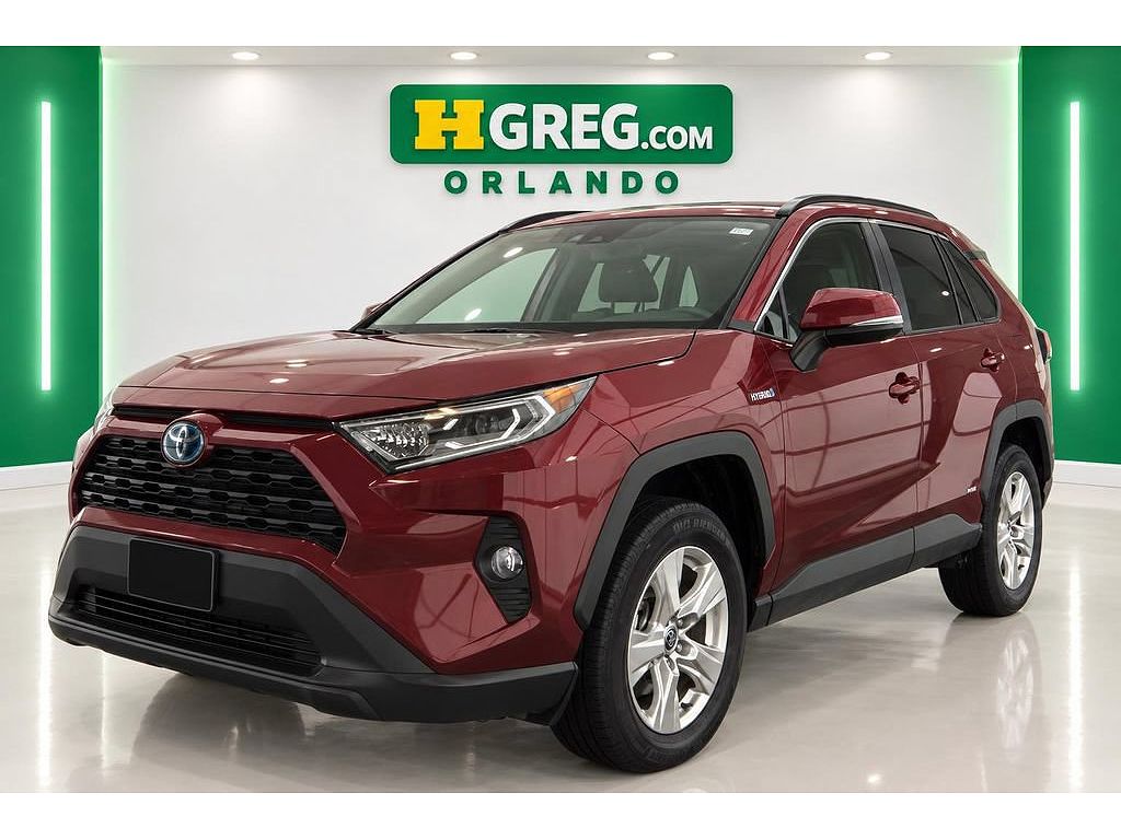 2021 Toyota RAV4 Hybrid XLE