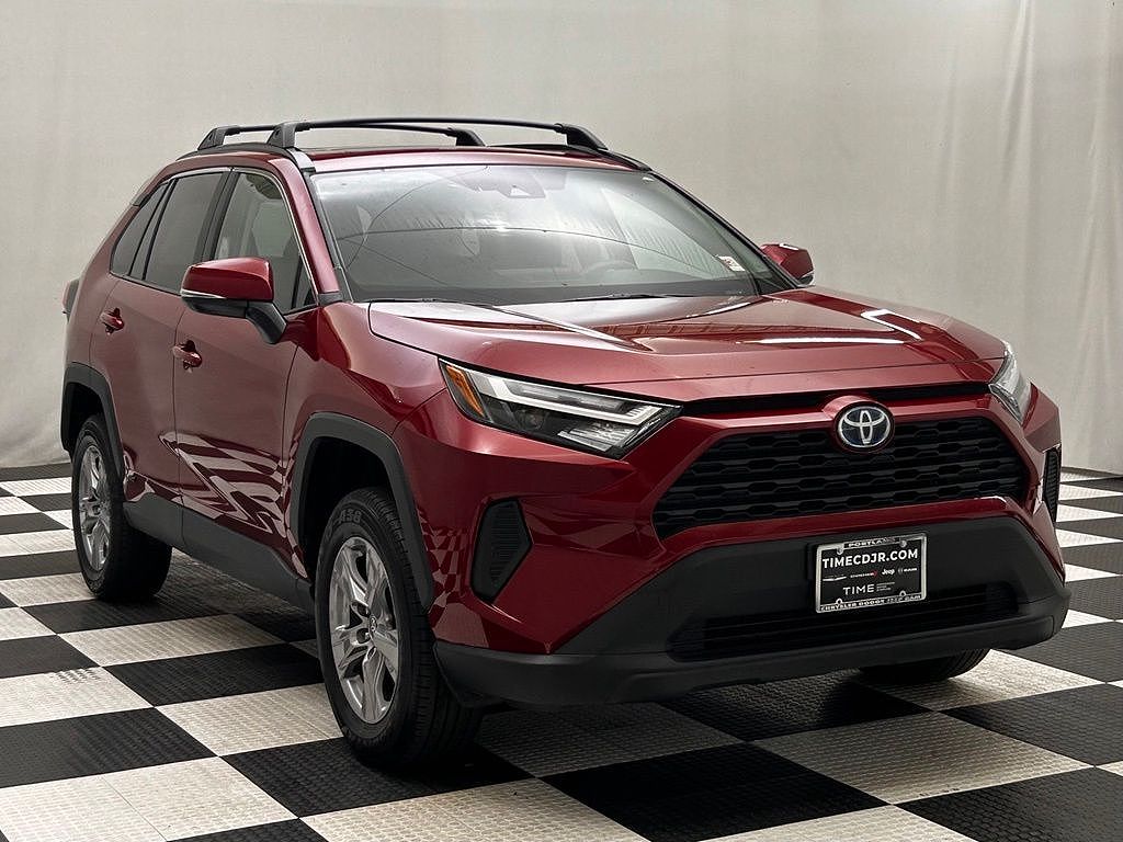 2024 Toyota RAV4 Hybrid XLE