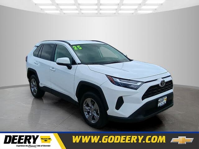 2025 Toyota RAV4 Hybrid XLE