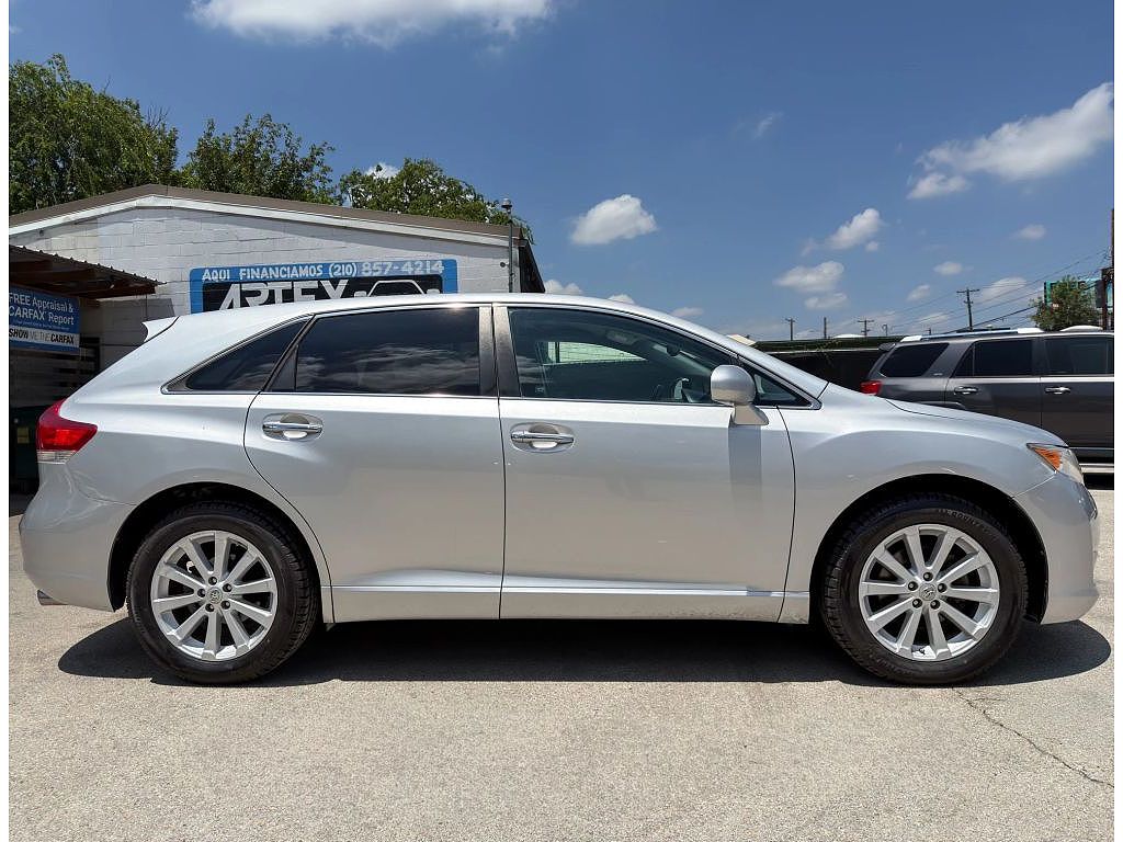 2012 Toyota Venza LE