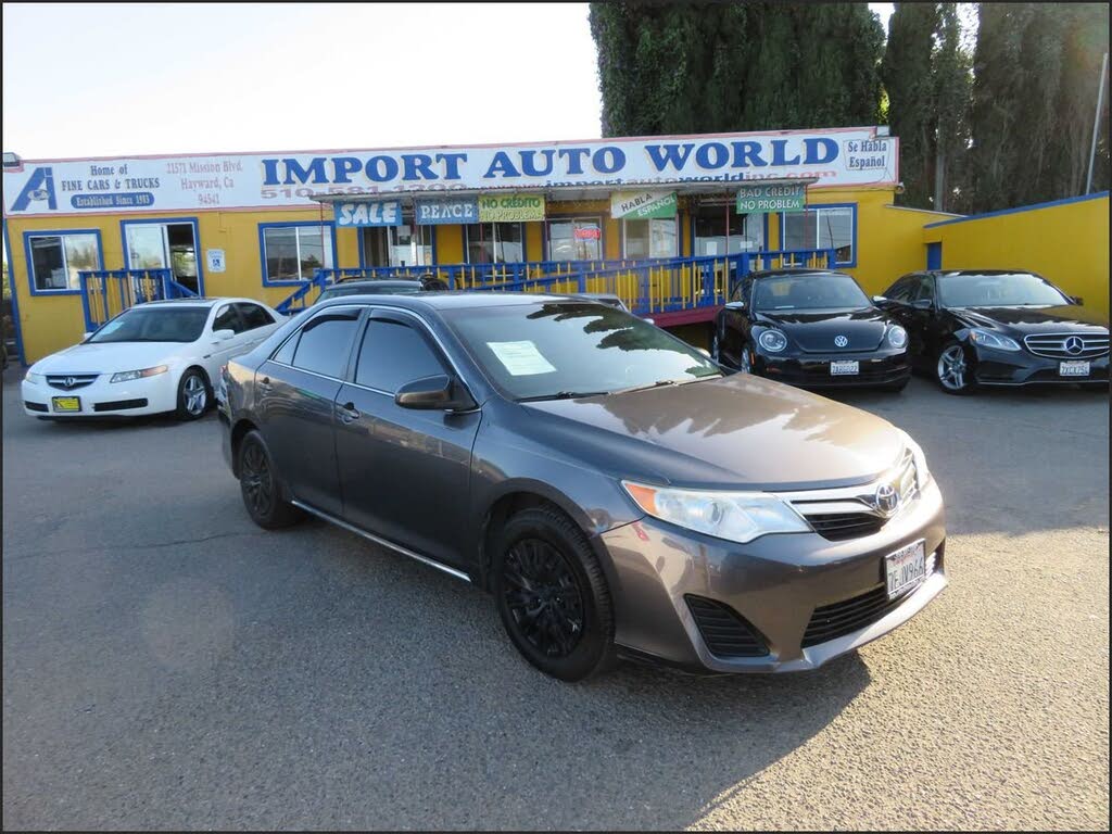 2014 Toyota Camry LE