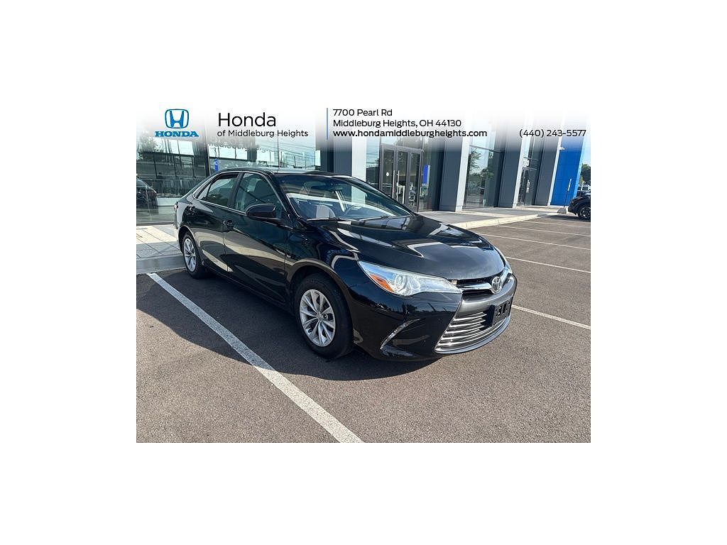 2016 Toyota Camry XSE