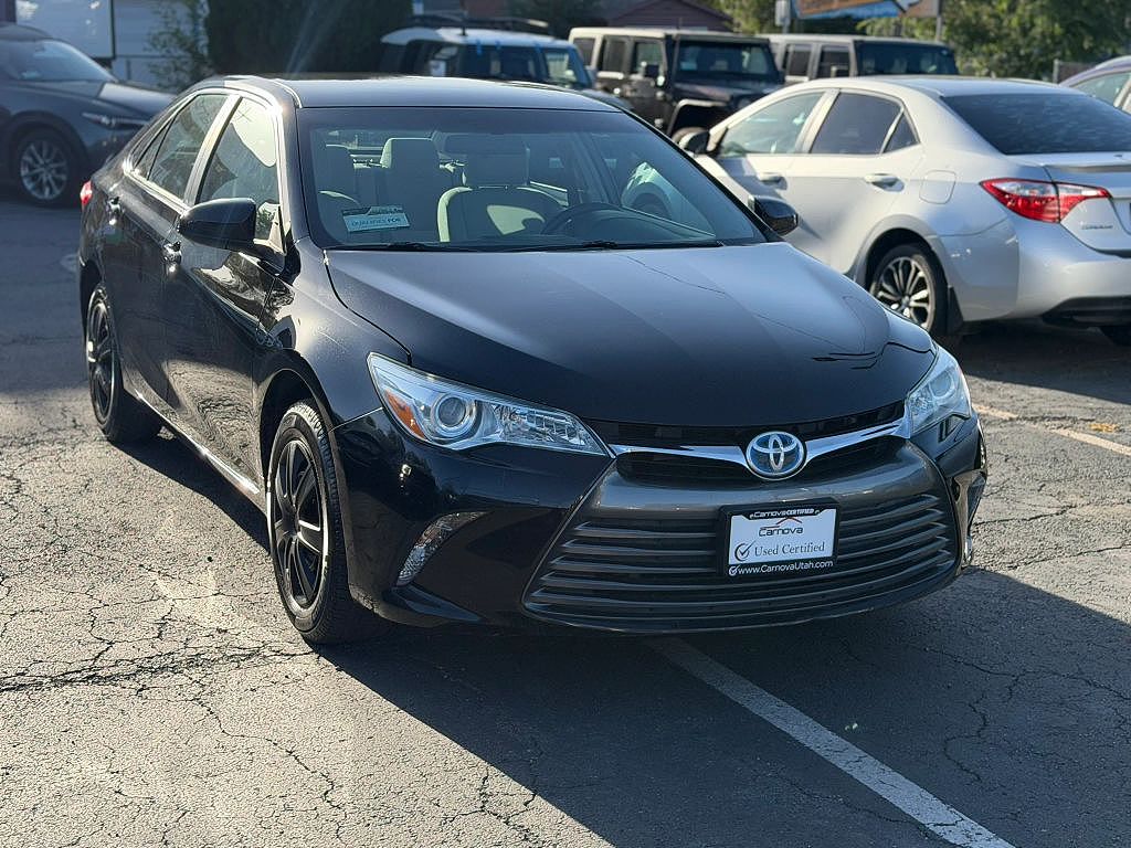 2016 Toyota Camry XSE
