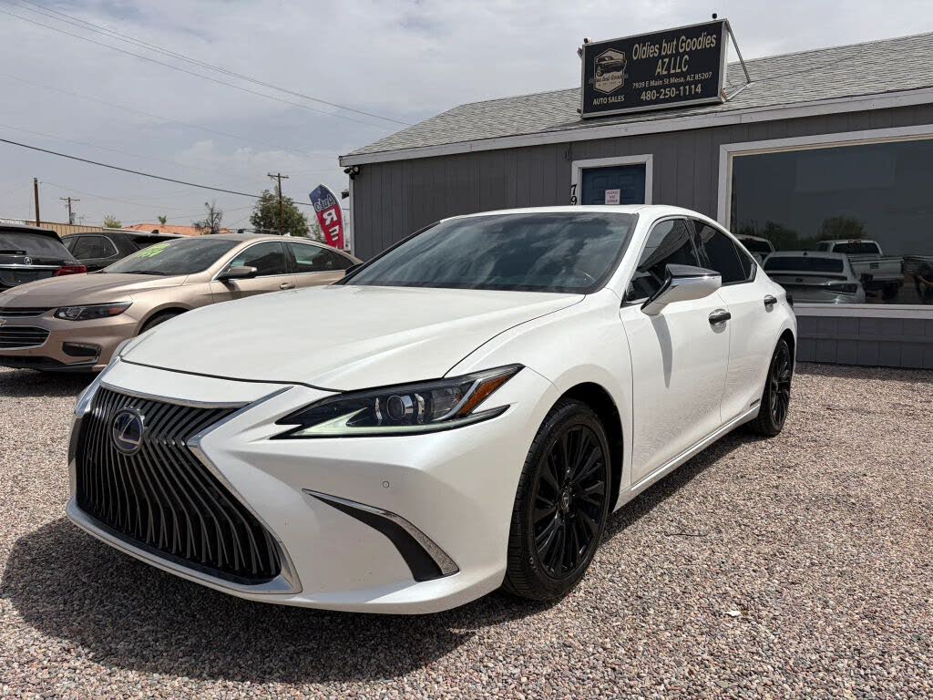 2019 Lexus ES 300h Luxury