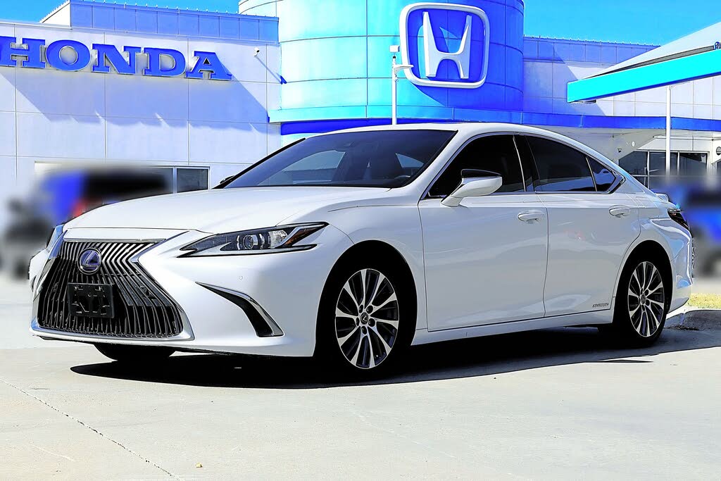 2019 Lexus ES 300h Luxury