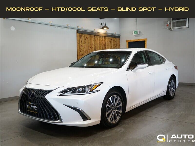 2022 Lexus ES 300h Premium
